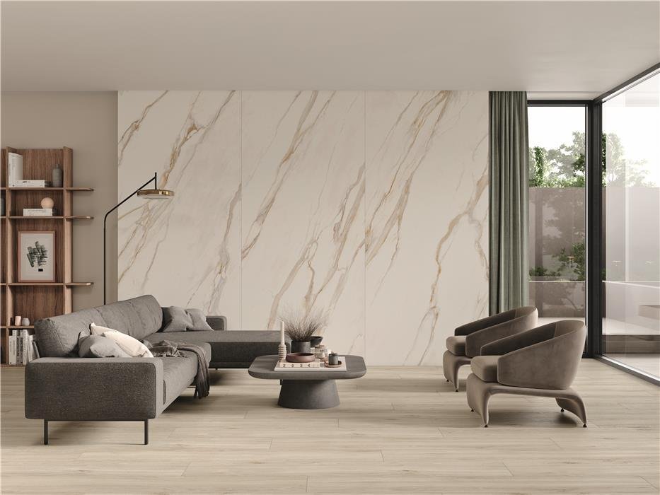 Ambiance Alaplana : un intérieur aux veinages lumineux